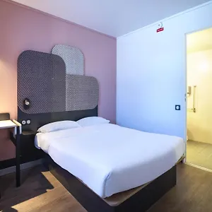 ** Hotel Avignon France