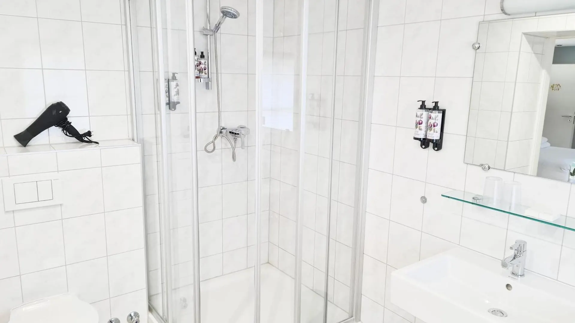 ***  Hotel Chateau Schengen Luxembourg