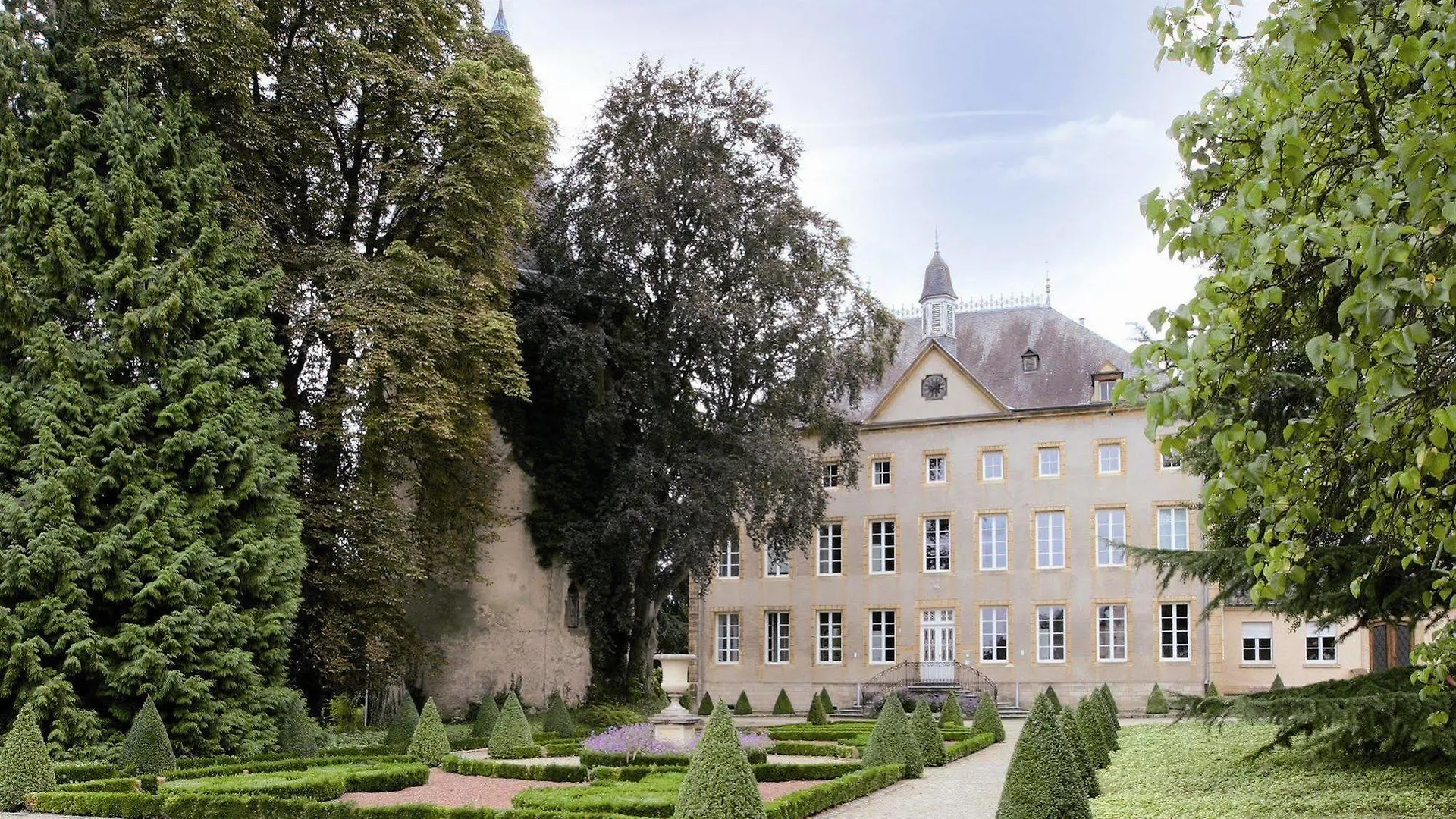 ***  Hotel Chateau Schengen Luxembourg